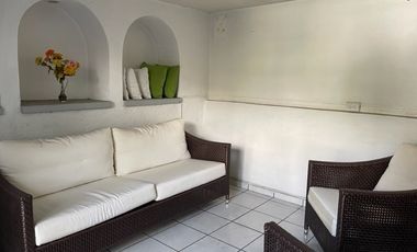 EN VENTA EDIFICIO DE TRES NIVELES ZONA SUR (LAS PALMAS) EN CUERNAVACA, MORELOS.