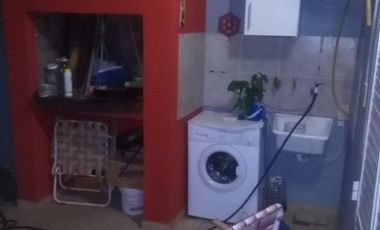 VENDO CASA IMPECABLE