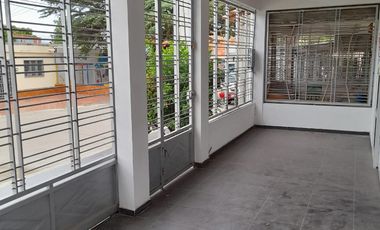 casa en venta en barrio aeropuerto. Cod V2126