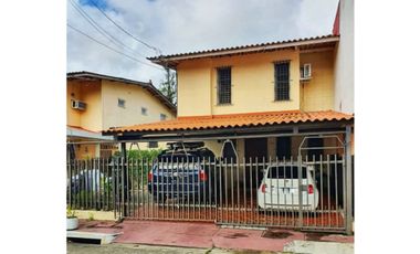 AB Se Vende Casa Dúplex en Condado Del Rey $ 225.000