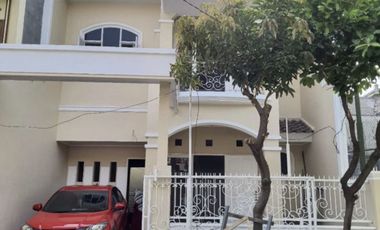Rumah mewah istimewa di graha indah inJoko Gayungsari SBY