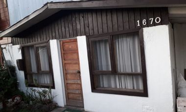 Juan Pablo Segundo/Calle Uno - Casa - Venta