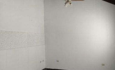 EXCELENTE CASA
