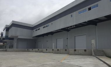 Ofibodega en Venta Parque Centenario, doble altura