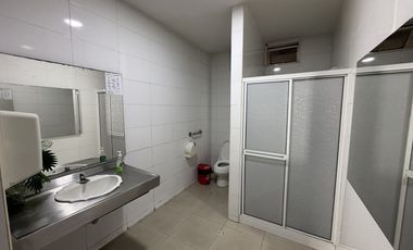consultorio en arriendo en granadillo. Cod A28007