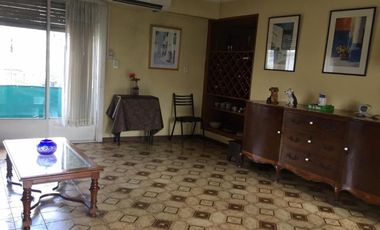 VENTA PH CON ENTRADA INDEPENDIENTE, 4 AMB. TERRAZA 235 MTS. SIN EXPENSAS.