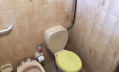 VENTA PH CON ENTRADA INDEPENDIENTE, 4 AMB. TERRAZA 235 MTS. SIN EXPENSAS.