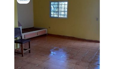 SE VENDE CASA EN LAS VISTAS DE CERRO AZUL