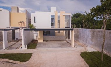 Casa en venta en Conkal, Privada Residencial Yaaxbeh , Conkal, Yucatán
