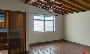 apartamento en arriendo/venta en el velodromo. Cod A6255