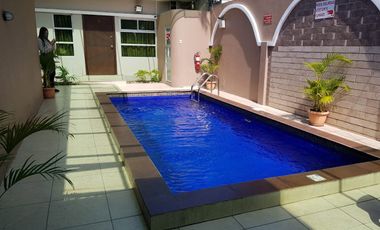 Alquilo hermosa de suite amoblada