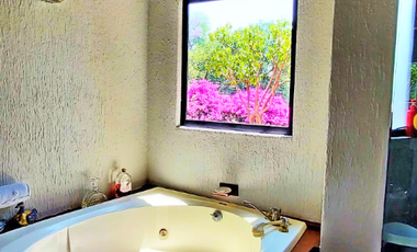 Casa en venta y renta en Lomas de Chapultepec con 985m2 de terreno