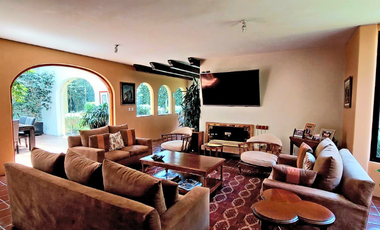 Casa en venta y renta en Lomas de Chapultepec con 985m2 de terreno
