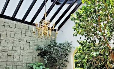 Casa en venta y renta en Lomas de Chapultepec con 985m2 de terreno
