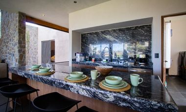 IZMIR San Miguel de Allende