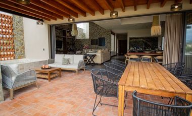 IZMIR San Miguel de Allende