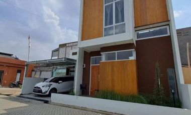Jual rumah mewah cantik rasa villa sejuk asri limited stock di pasteur dkt GA TOL