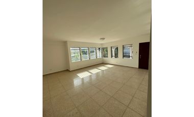 SE ALQUILA CASA EN EL DORADO >>DOS NIVELES >>