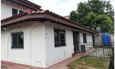 SE ALQUILA CASA EN EL DORADO >>DOS NIVELES >>