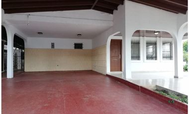 SE ALQUILA CASA EN EL DORADO >>DOS NIVELES >>