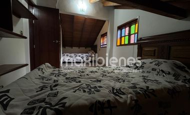 casa en arriendo/venta en el tesoro. Cod A66447