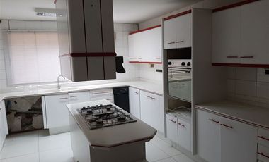 Casa en venta en Lo Barnechea