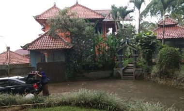 Villa Siap Pakai di Jl. Megamendung Bogor