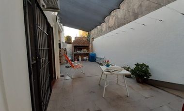 Casa en venta en Quilmes Este