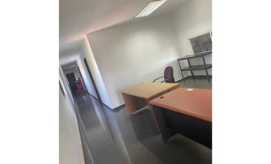 Se Vende/Alquila Galera Industrial en Pedregal de 1200m2