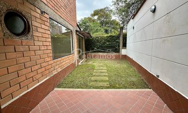 casa en arriendo en loma del escobero. Cod A775934