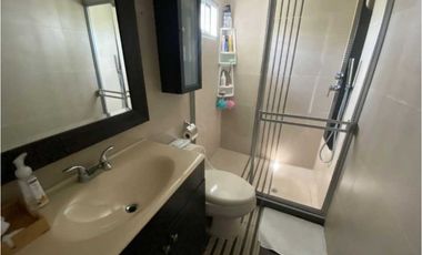 VENTA  CASA EN CLAYTON AMPLIA  569M2 CALLE PAPAYA