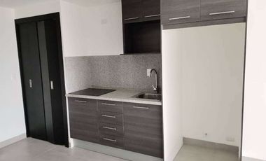Suite de venta en el Edificio Quo, de estreno, frente al Mall del Sol.