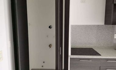 Suite de venta en el Edificio Quo, de estreno, frente al Mall del Sol.