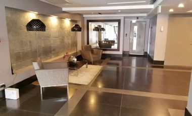 Suite de venta en el Edificio Quo, de estreno, frente al Mall del Sol.