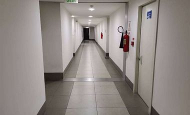 Suite de venta en el Edificio Quo, de estreno, frente al Mall del Sol.