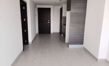 Suite de venta en el Edificio Quo, de estreno, frente al Mall del Sol.