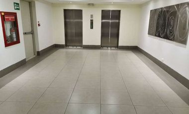Suite de venta en el Edificio Quo, de estreno, frente al Mall del Sol.