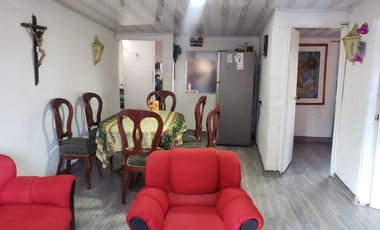 casa en venta en ricaurte. Cod V210