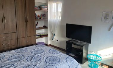 casa en venta en ricaurte. Cod V210