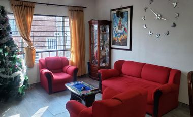 casa en venta en ricaurte. Cod V210