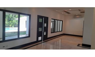 VENTA DE LUJOSA CASA EN COSTA DEL ESTE (JM)
