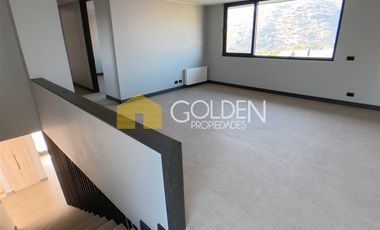 Casa en venta de 5 dorm. en Lo Barnechea