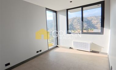 Casa en venta de 5 dorm. en Lo Barnechea