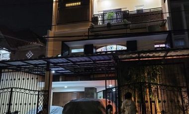 Rumah Nyaman Full Furnished di Kelapa Gading Jakarta Utara