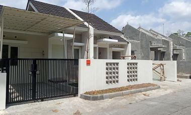 DIJUAL RUMAH SIAP HUNI 300 JUTAAN, SIAP KPR DI AREA PRAMBANAN