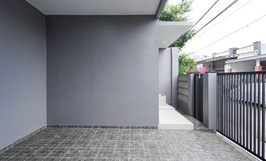 Rumah LB 110 Hadap Timur 15 menit ke Summarecon Mall Bekasi J-41577