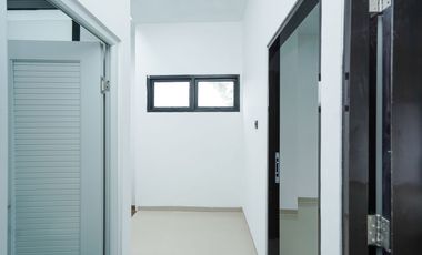 Rumah LB 110 Hadap Timur 15 menit ke Summarecon Mall Bekasi J-41577