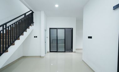 Rumah LB 110 Hadap Timur 15 menit ke Summarecon Mall Bekasi J-41577