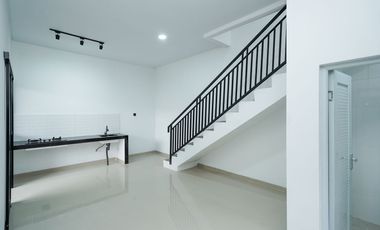 Rumah LB 110 Hadap Timur 15 menit ke Summarecon Mall Bekasi J-41577