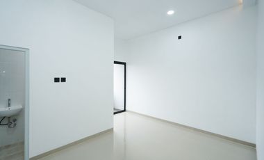 Rumah LB 110 Hadap Timur 15 menit ke Summarecon Mall Bekasi J-41577